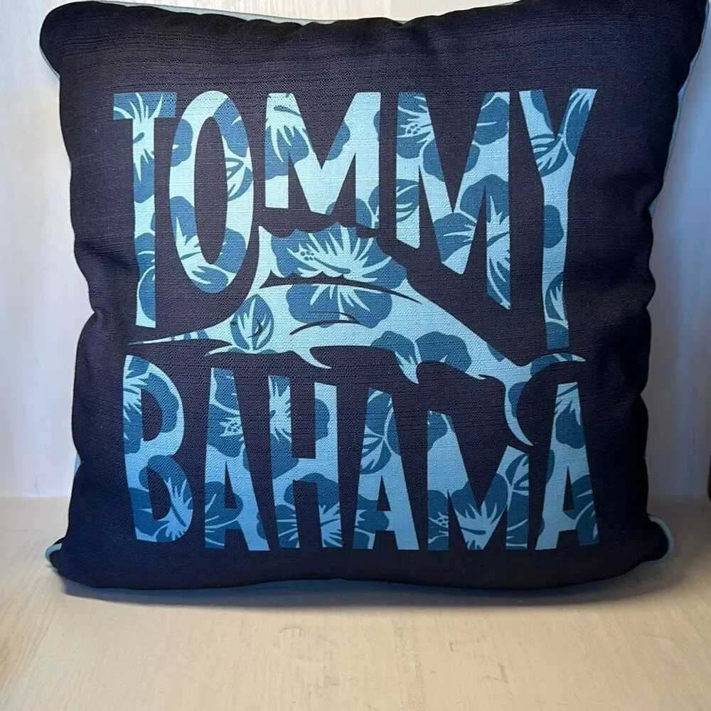 Tommy Bahama Indoor / Outdoor Zippered Decorative Pillow, 20
